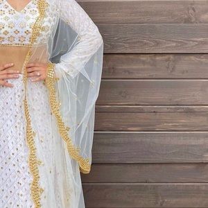 Meet your Posher, Rishi